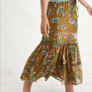 NWO  Aerie midi garden floral skirt